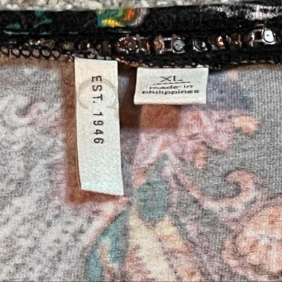 Est 1946 Paisley Black SS Blouse Size XL - Picture 4 of 7